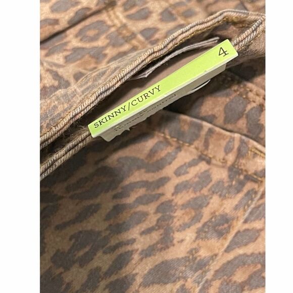 Style & Co Wild Puma Skinny Jeans Curvy Mid Rise Tummy Control Animal Print 4 - Picture 9 of 15